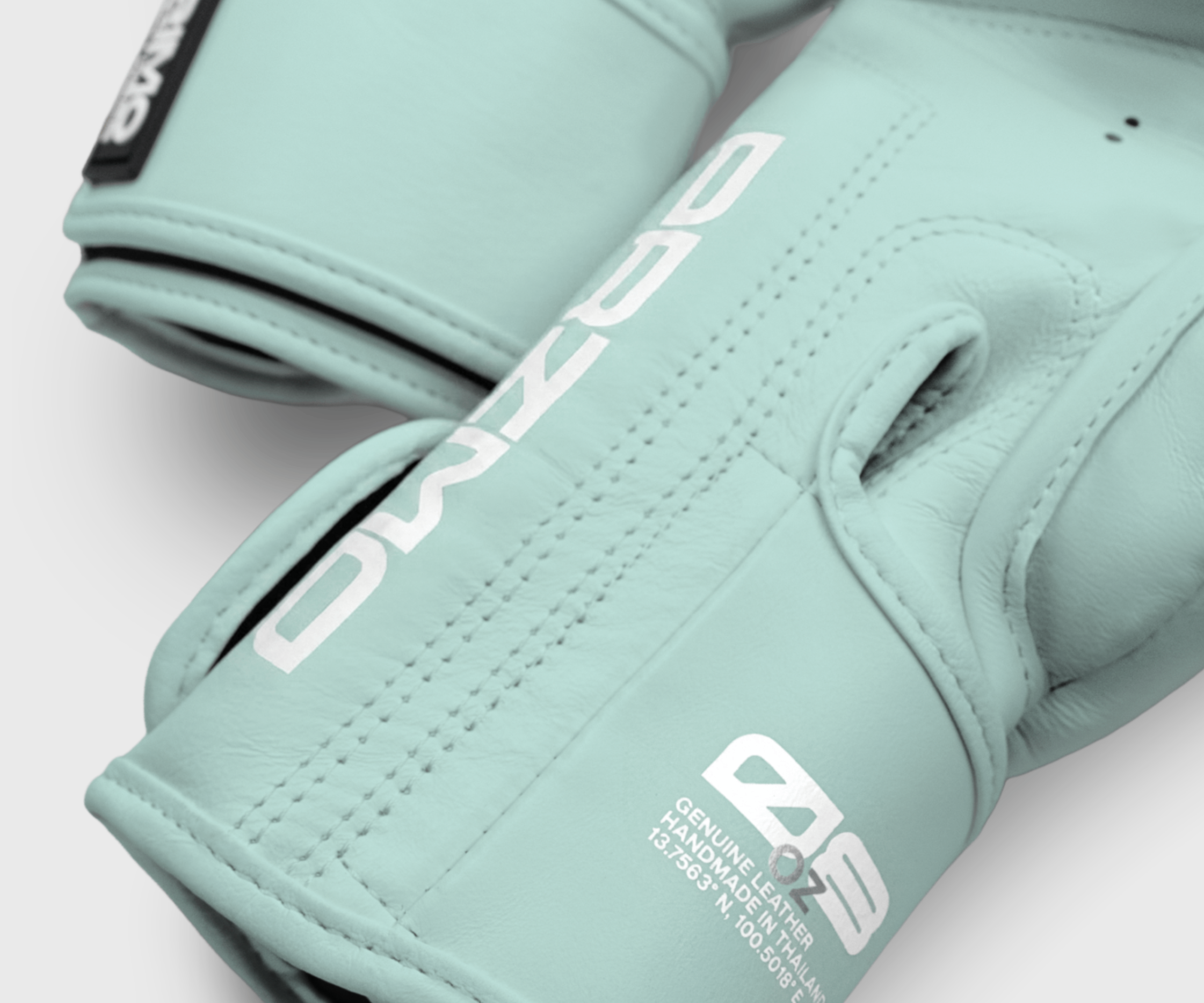 Mamba Series Boxing Gloves - Arctic Blue